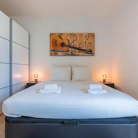 1bdr Flat With Balcony & Parking By Lovelystay Appartement Lissabon