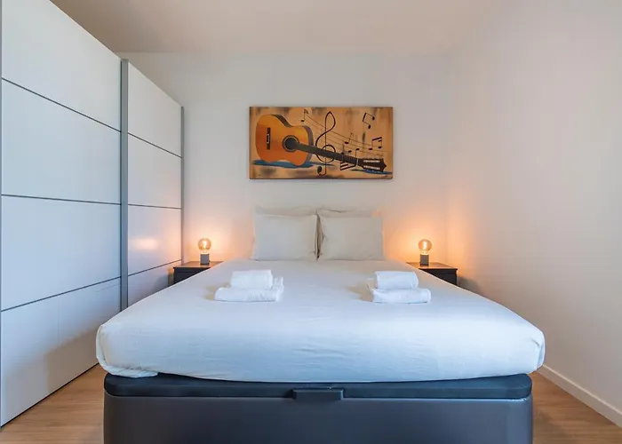 Bright & Comfy Flat In By Lovelystay Apartment Lissabon