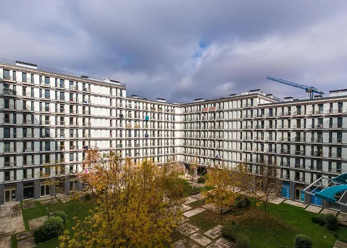 Bright & Comfy Flat In By Lovelystay * Лиссабон