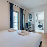 Bright & Comfy Flat In By Lovelystay *